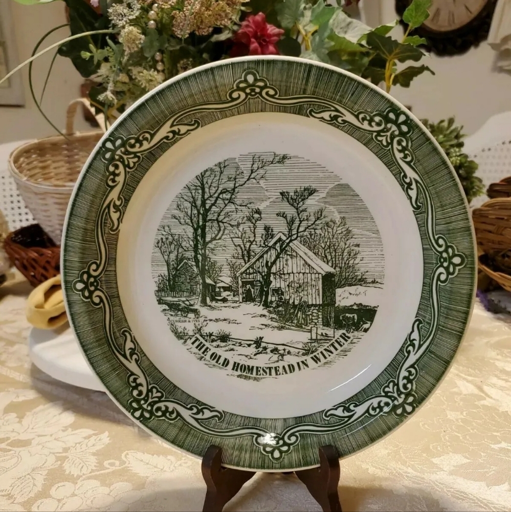Vtg CURRIER & IVES THE OLD HOMESTEAD IN WINTER COLLECTOR  PLATE 10" Green